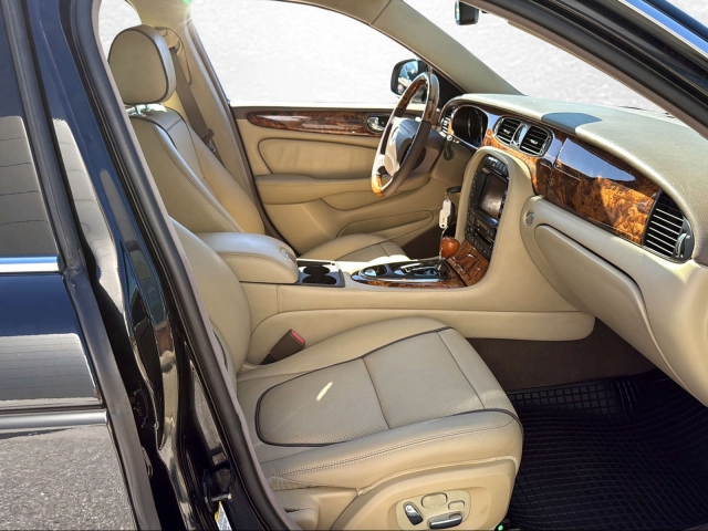 Jaguar XJ 2,7D 207PS Executive
