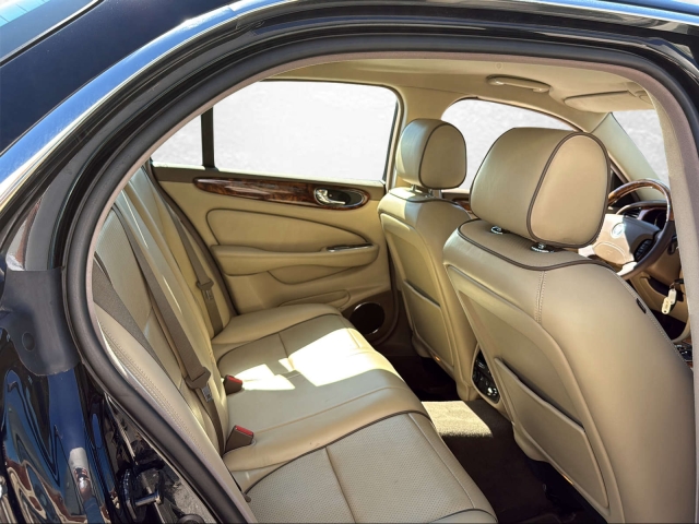 Jaguar XJ 2,7D 207PS Executive
