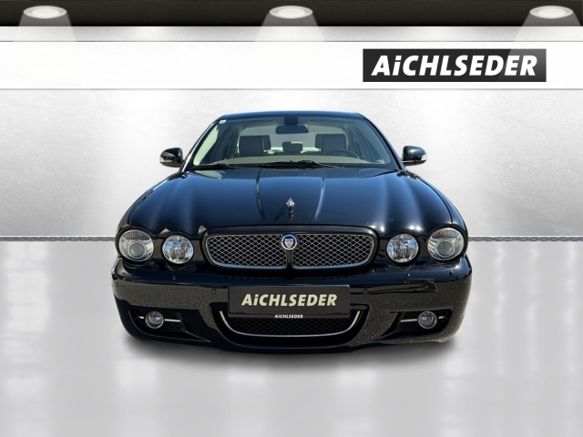 Jaguar XJ 2,7D 207PS Executive