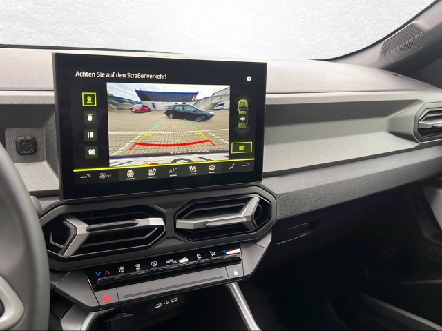 Dacia BIGSTER Journey Hybrid 155
