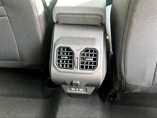 Dacia BIGSTER Expression Mild Hybrid 140