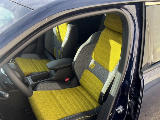 Renault RENAULT 5 E-TECH ELECTRIC Iconic Five 150 PS comfort range