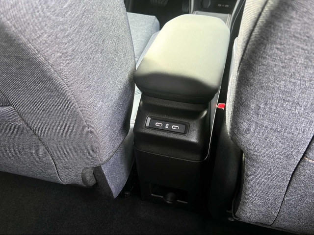 Renault RENAULT 4 E-TECH ELECTRIC Techno „plein sud®" 150 PS comfort range