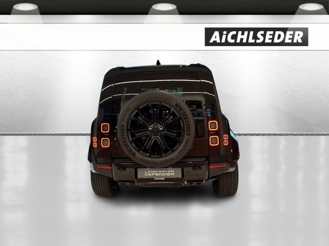 Land Rover Defender 110 P635 AWD AT OCTA Black Edition