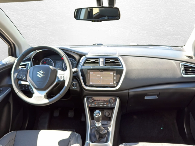 Suzuki Suzuki SX4 S-Cross 1,4 DITC Allgrip flash