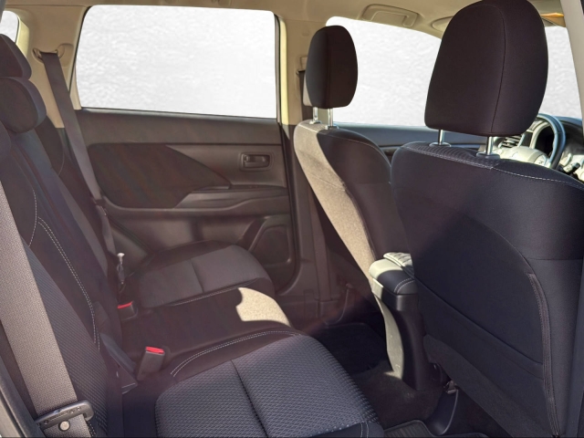 Mitsubishi Outlander 2,0 2WD AS&G